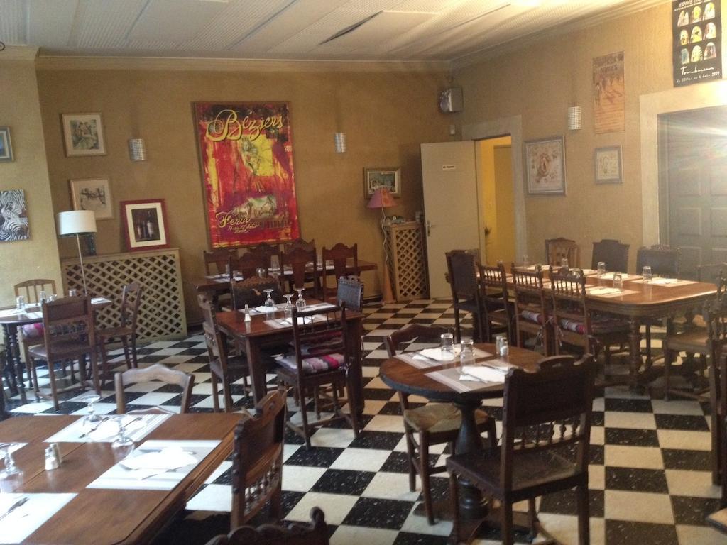 Châteaurenard Hotel Restaurant Le Central المظهر الخارجي الصورة
