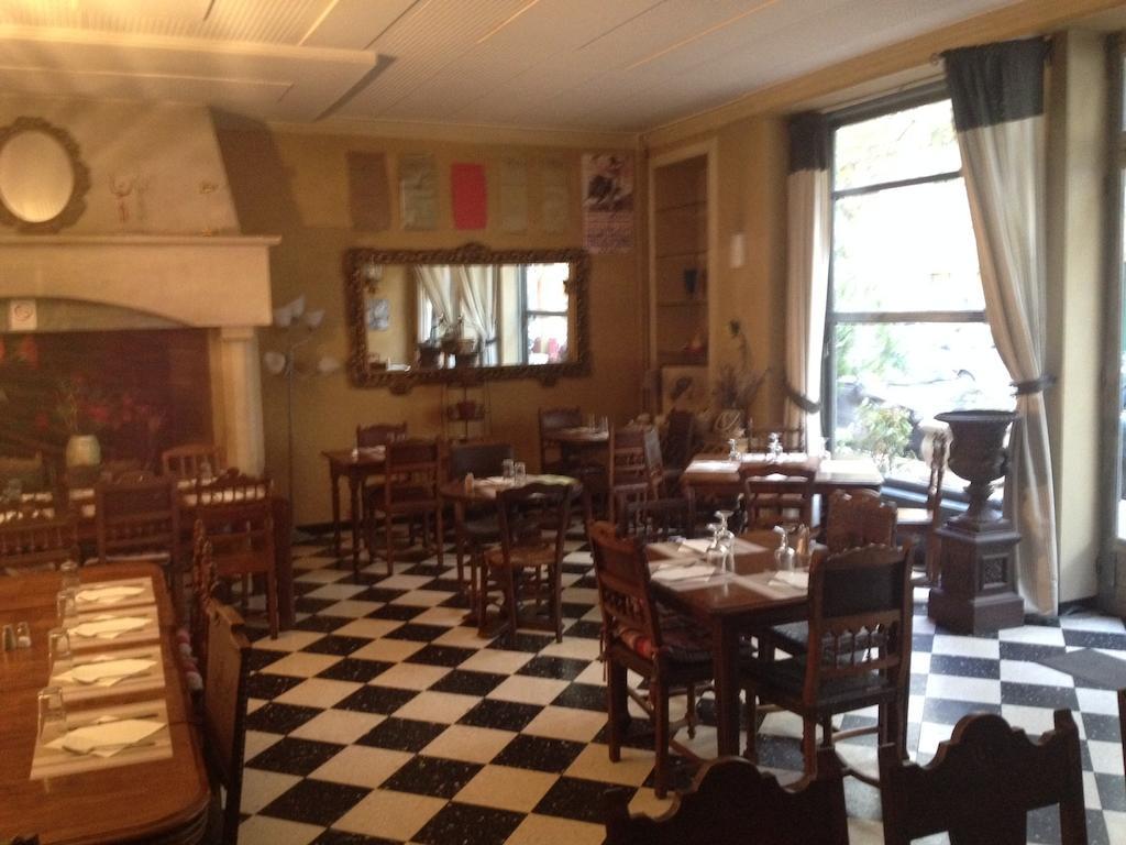 Châteaurenard Hotel Restaurant Le Central المظهر الخارجي الصورة