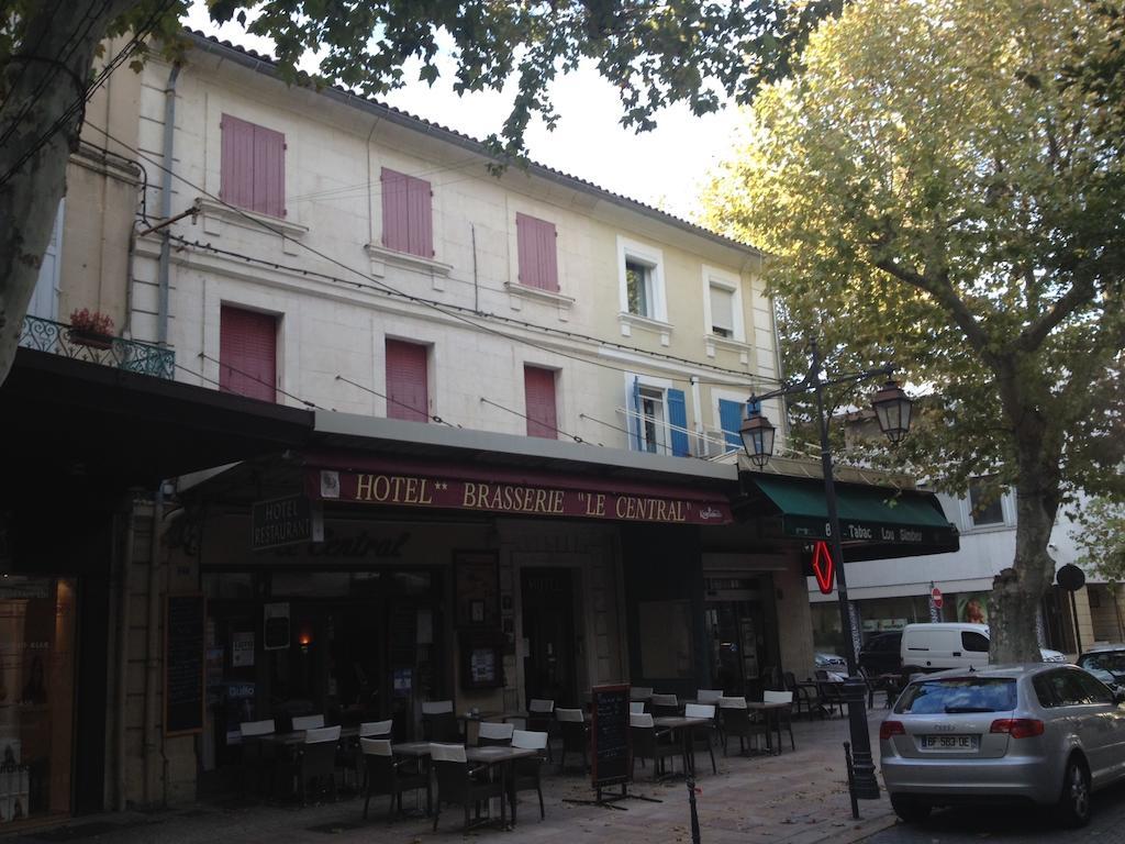 Châteaurenard Hotel Restaurant Le Central المظهر الخارجي الصورة